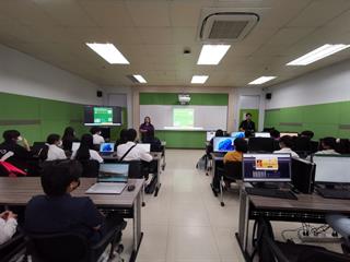 LINE_ALBUM_Exl(นิสิต)?_280666_2306292.jpg