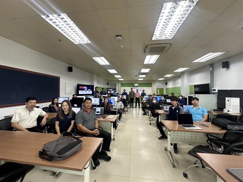   ศูนย์บริการเทคโนโลยีสารสนเทศและการสื่อสาร ได้จัดโครงการพัฒนาทักษะทางด้านเทคโนโลยีสารสนเทศสำหรับบุคลากร มหาวิทยาลัยพะเยา หลักสูตร การรักษาความมั่นคงปลอดภัยไซเบอร์
